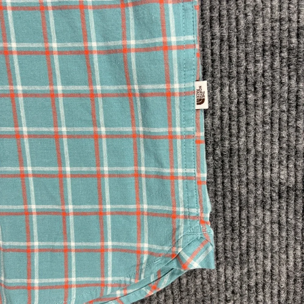 The North Face Shirt Mens Large Green Check Short Sleeve Button Up Hiking Casual